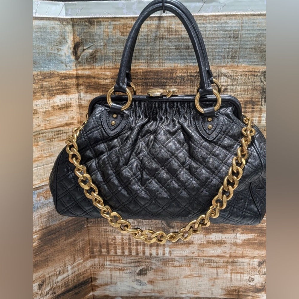 Marc Jacobs Stam Kiss Lock Black Leather Shoulder Bag W/Chain 
*OG BAG*